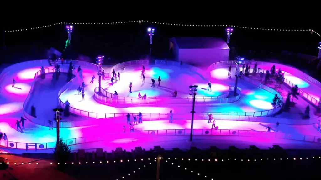 Tubing at Snowcat Ridge Florida snow park at night