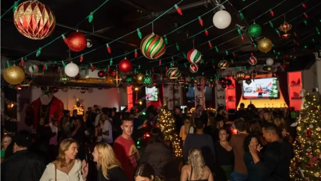 Sprawling Xmas Bar festive holiday cocktails