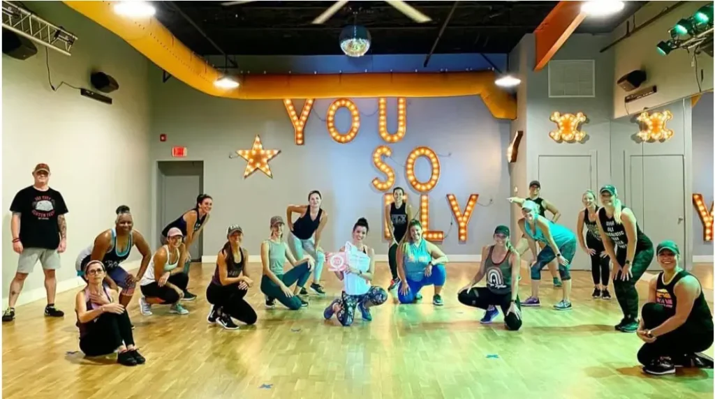 Fly Dance Fitness Tampa Throw Down class in action